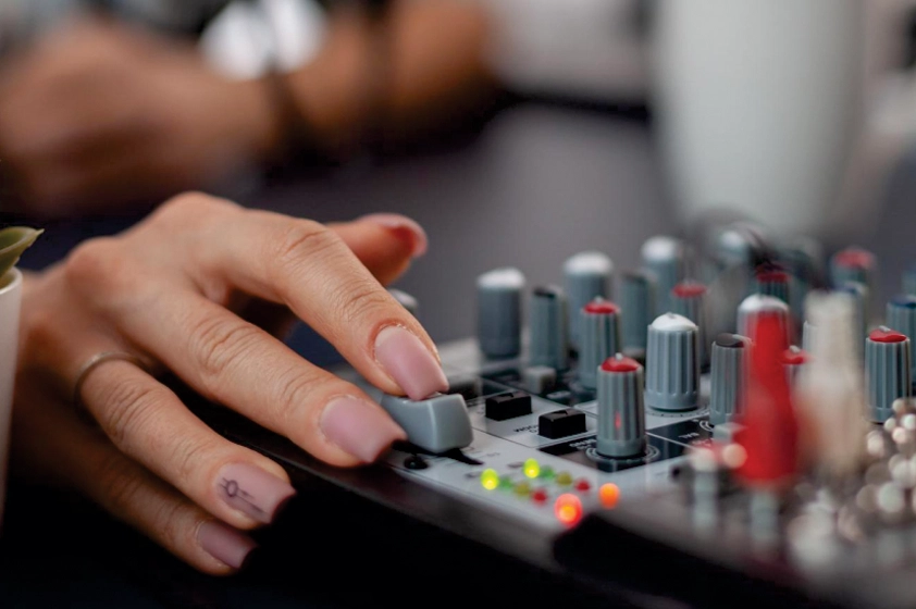 Retail Mall Audio & Video Solutions in Faridabad